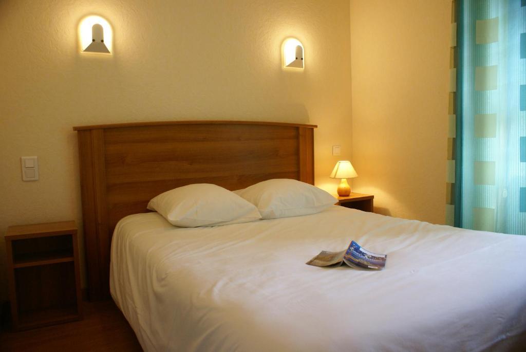 Hotel Le Passiflore Saint-Pol-de-Léon Værelse billede